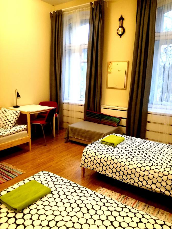 25 Hours Hostel Вильнюс Экстерьер фото