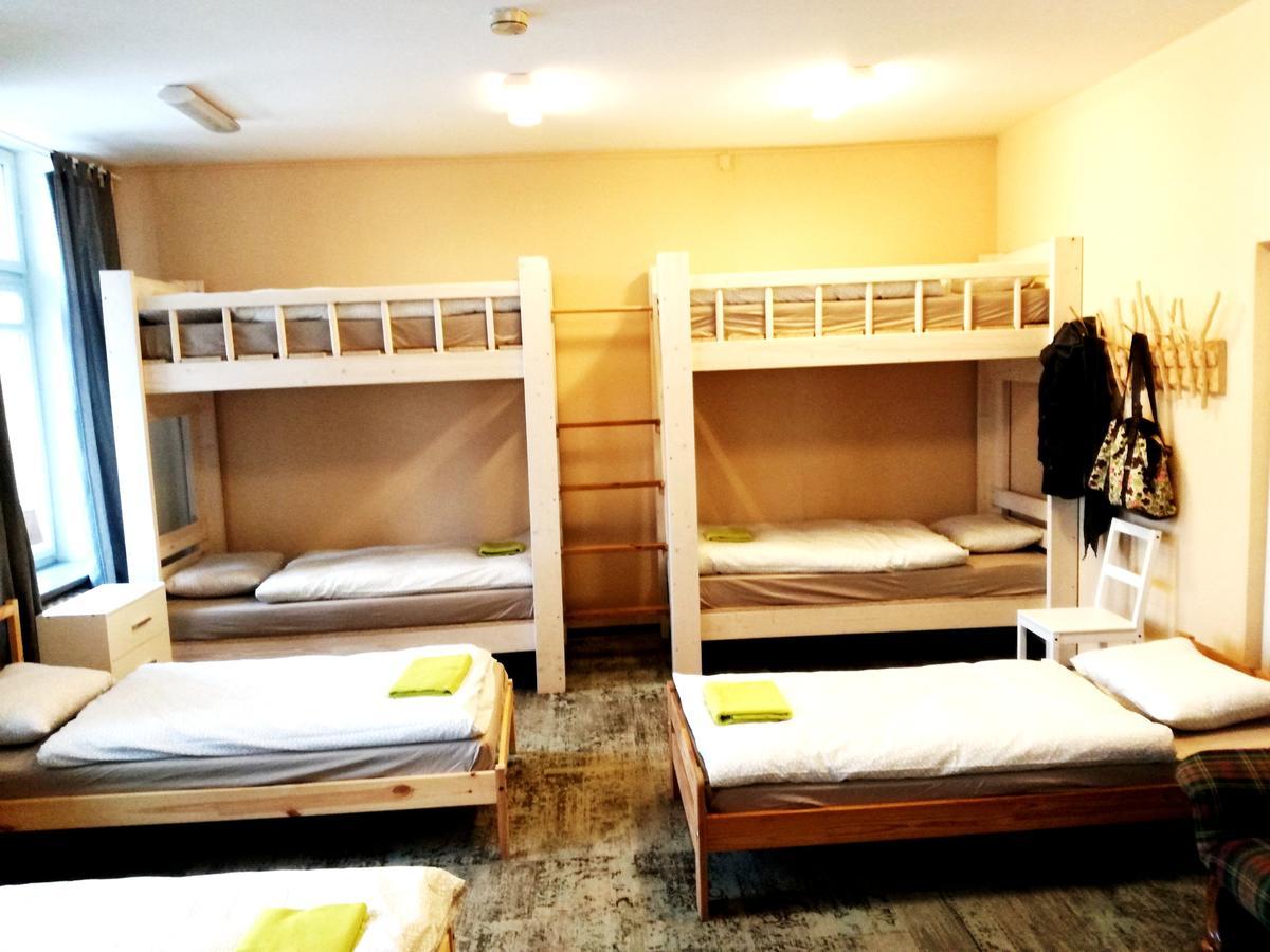 25 Hours Hostel Вильнюс Экстерьер фото